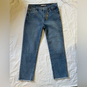 NWT Tractr jeans,, size 10/30, high rise, slim straight, fringe bottom